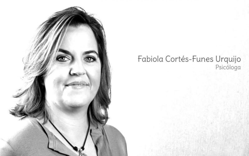 Fabiola-Cortés-Funes-Urquijo-Psicóloga-1-2-blackwhite